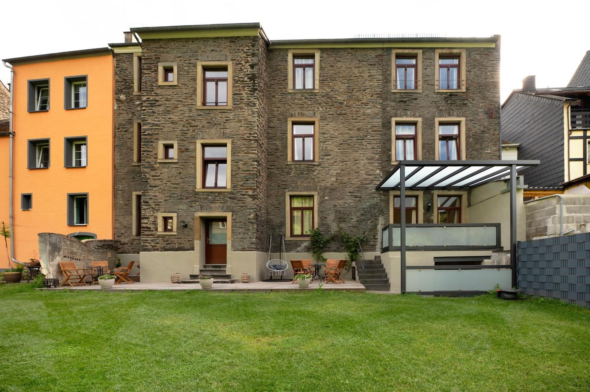 Alte Stadtvilla Am Weinberg 2 トラーベン・トラールバッハ エクステリア 写真