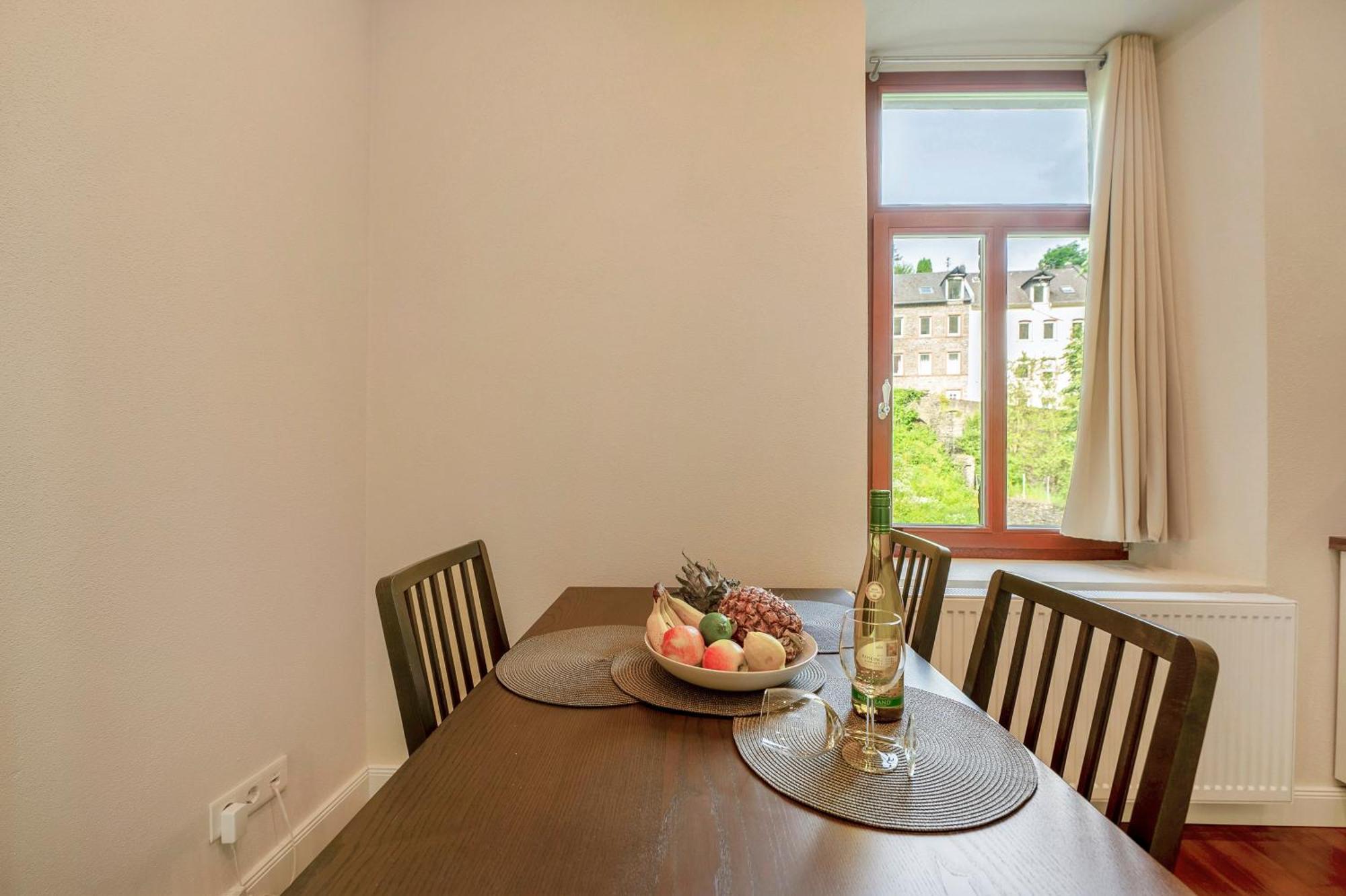 Alte Stadtvilla Am Weinberg 2 トラーベン・トラールバッハ エクステリア 写真